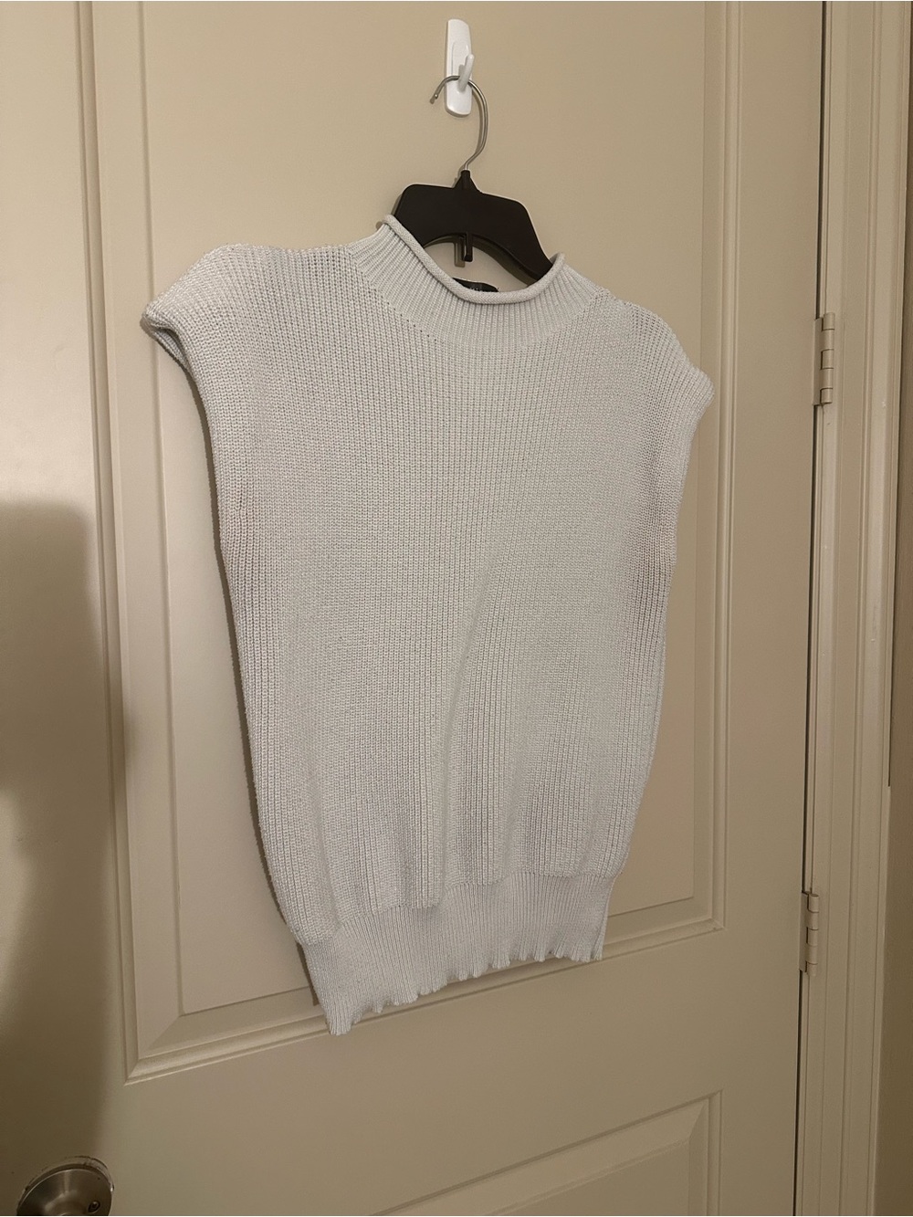 Sleeveless Knit Pullover Sweater Vest in Light Blue